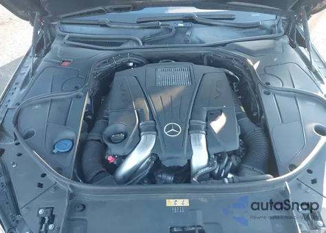 2014 Mercedes-Benz S 550 z USA, uszkodzony, nr VIN WDDUG8CB6EA048571